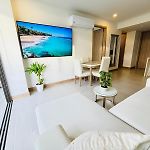 Oceanfront Residence At Exclusive Beach Club
