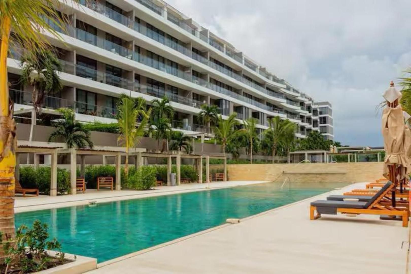 Oceanfront At Exclusive Club Apartamento