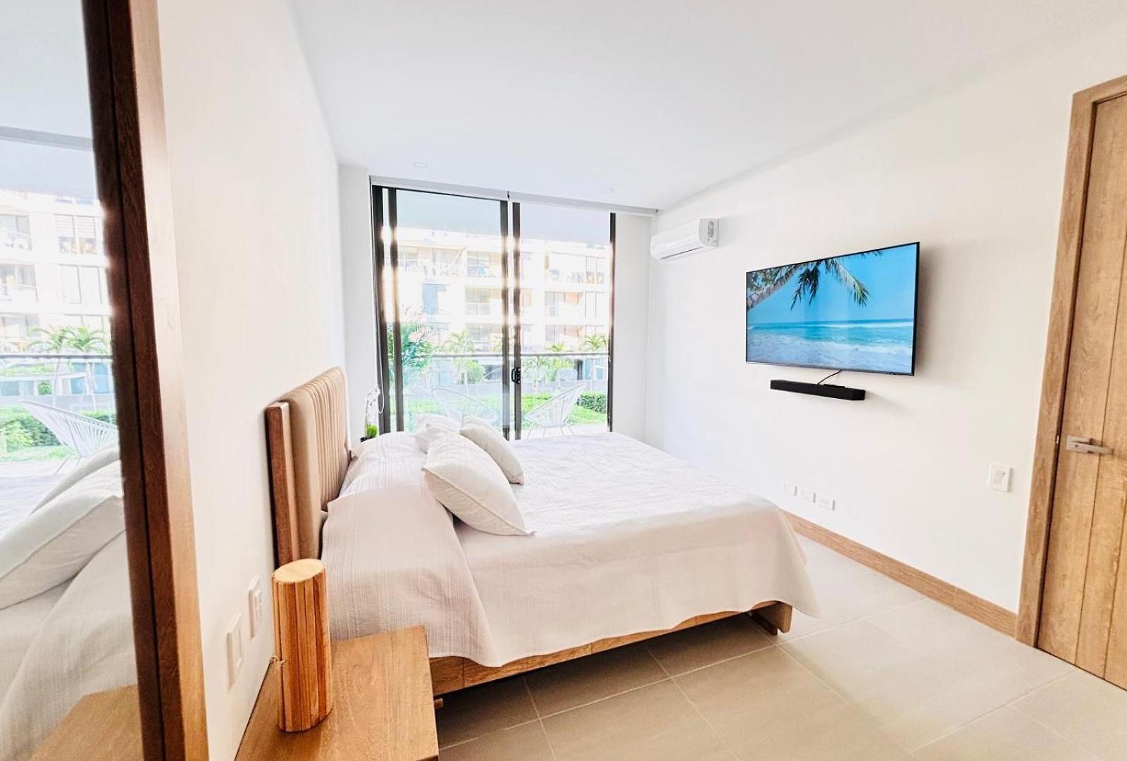 Oceanfront At Exclusive Club Cartagena