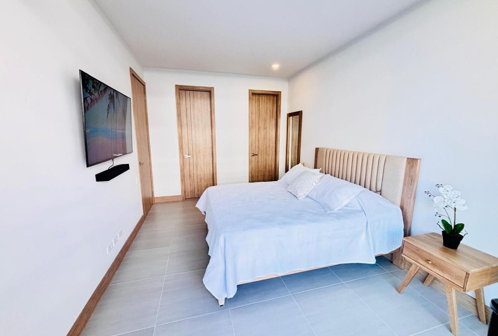 Oceanfront At Exclusive Club Cartagena